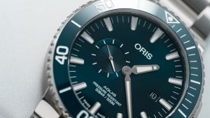 ORIS 0174377334155-0782405PEB