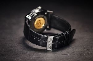 SEIKO SJE083J1