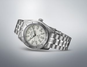 SEIKO SJE097J1