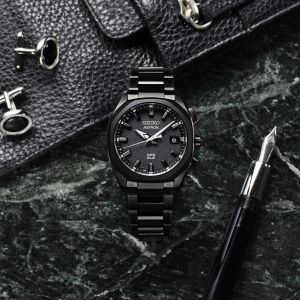 SEIKO SSJ009J1