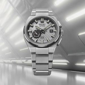 SEIKO SSJ037J1