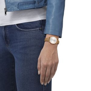 TISSOT T143.210.36.011.00